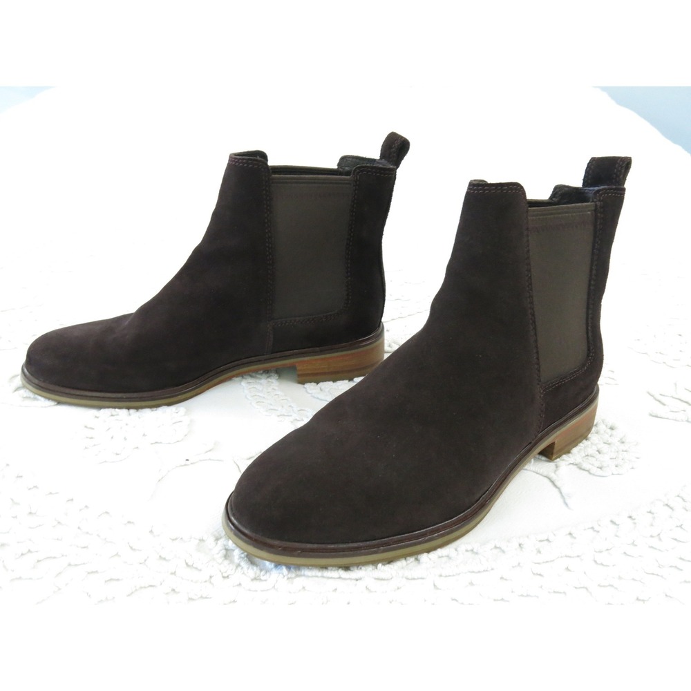 Clarks Taylor Shine Womens 9 Wide Chelsea Boots Dark Brown Suede Slip On Ankle
